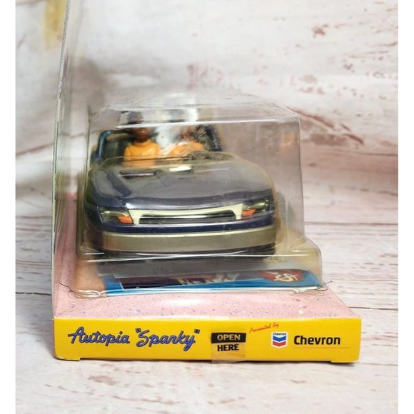 Vintage 2000 Autopia Cars Disneyland Chevron Toy Car - Pull Back Rolling Gift - Picture 5 of 14